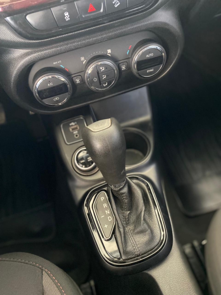 fiat toro 2.0 16v turbo diesel freedom 4wd at9 4p automatico 20199