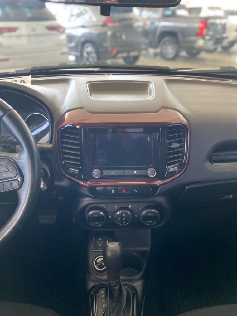 fiat toro 2.0 16v turbo diesel freedom 4wd at9 4p automatico 201912