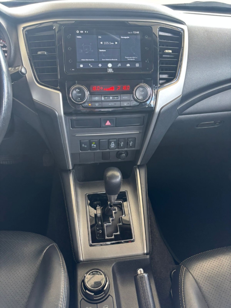 mitsubishi l200 triton 2.4 16v turbo diesel sport hpe-s cd 4p 4x4 automatico 202312