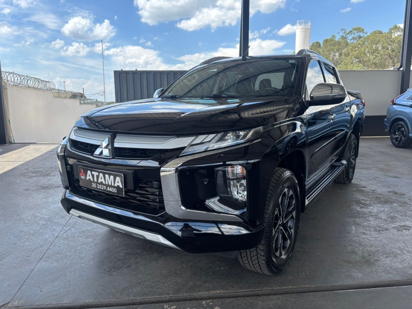 mitsubishi l200 triton 2.4 16v turbo diesel sport hpe-s cd 4p 4x4 automatico 20231