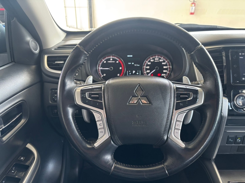 mitsubishi l200 triton 2.4 16v turbo diesel sport hpe-s cd 4p 4x4 automatico 202313