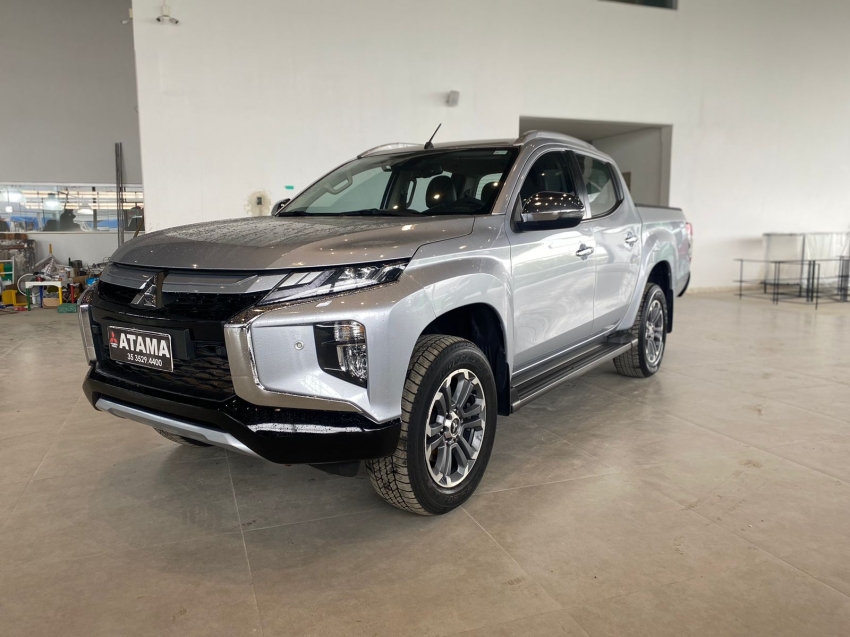 mitsubishi l200 triton 2.4 16v turbo diesel sport hpe-s cd 4p 4x4 automatico 20221