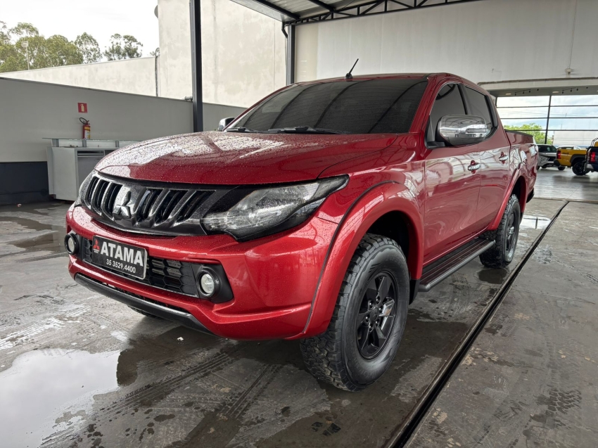 mitsubishi l200 triton 2.4 16v turbo diesel sport hpe cd 4p 4x4 automatico 20194