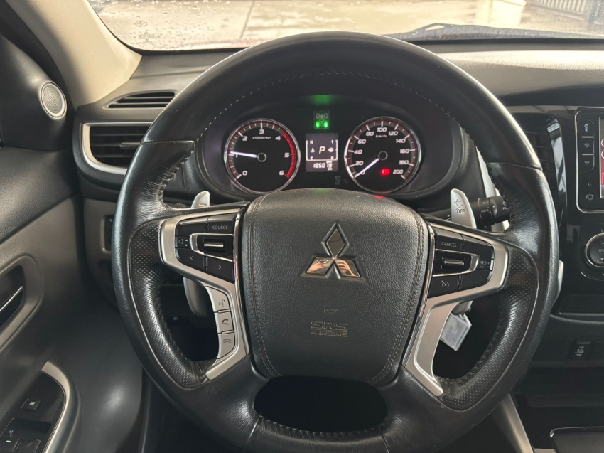 mitsubishi l200 triton 2.4 16v turbo diesel sport hpe cd 4p 4x4 automatico 201911