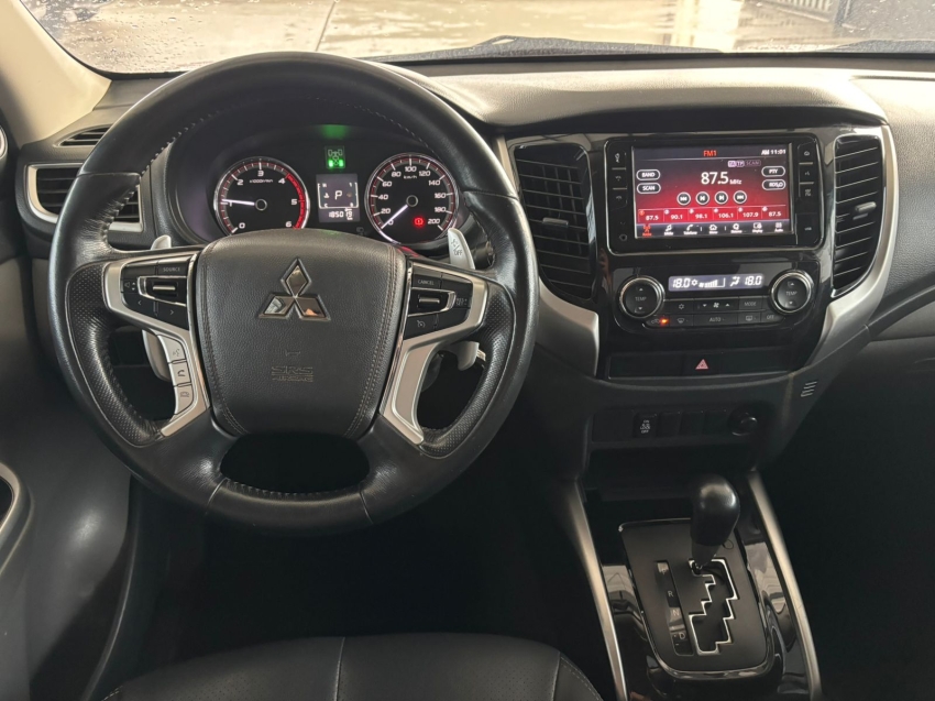 mitsubishi l200 triton 2.4 16v turbo diesel sport hpe cd 4p 4x4 automatico 201912