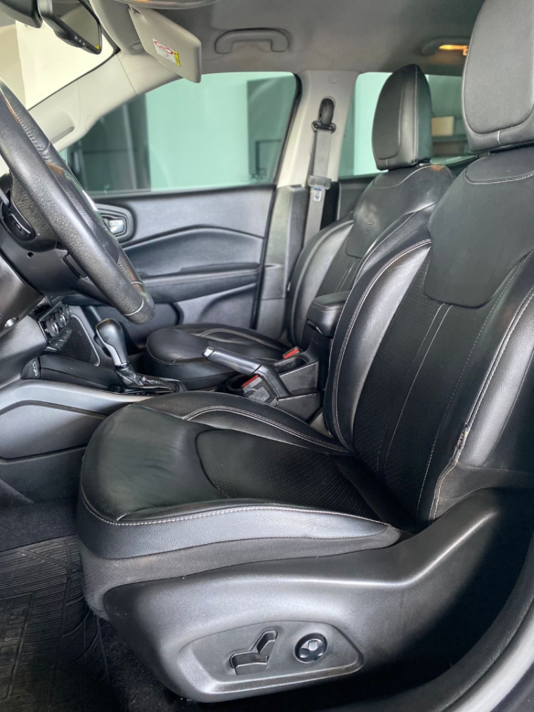 fiat toro 1.3 turbo 270 flex volcano at6 4p automatico 202313