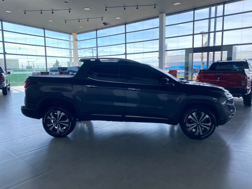 fiat toro 1.3 turbo 270 flex volcano at6 4p automatico 20236