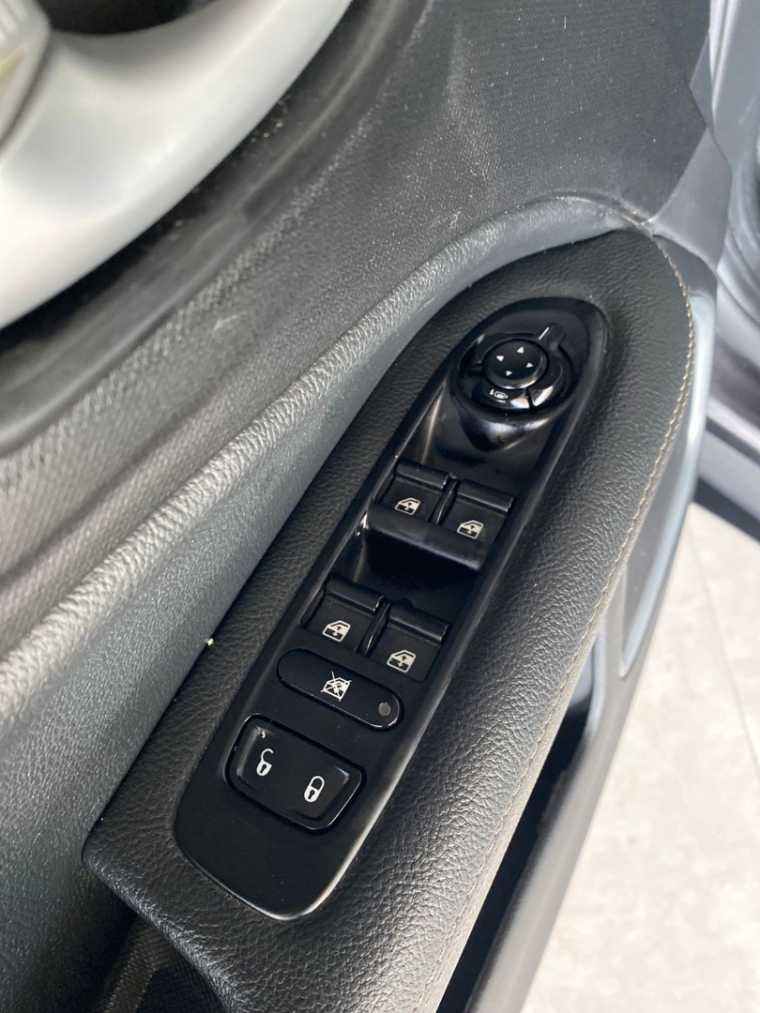 fiat toro 1.3 turbo 270 flex volcano at6 4p automatico 20237