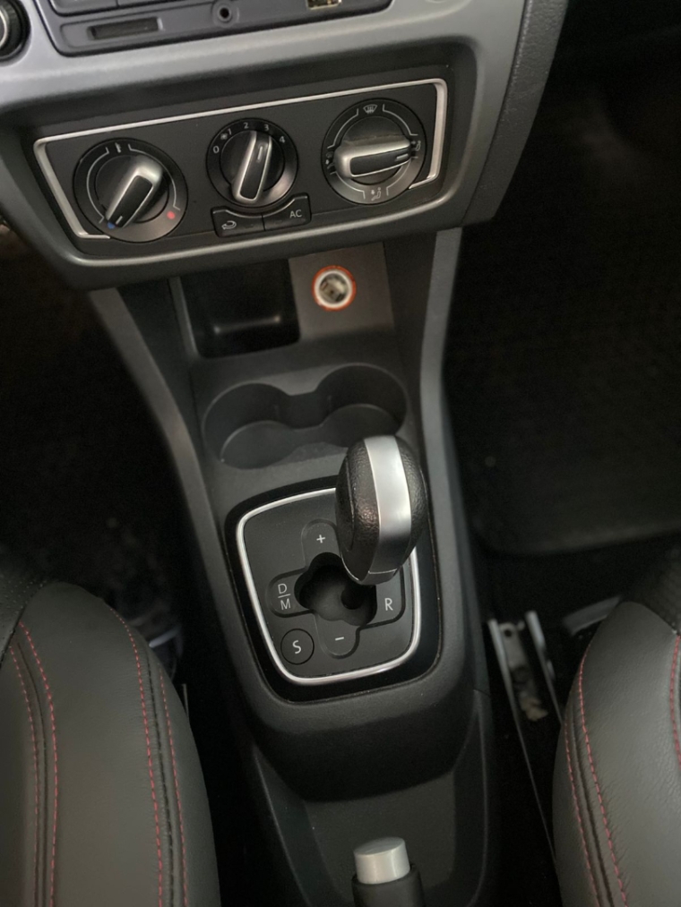 volkswagen fox 1.6 msi comfortline 8v flex 4p automatizado automatico 20158