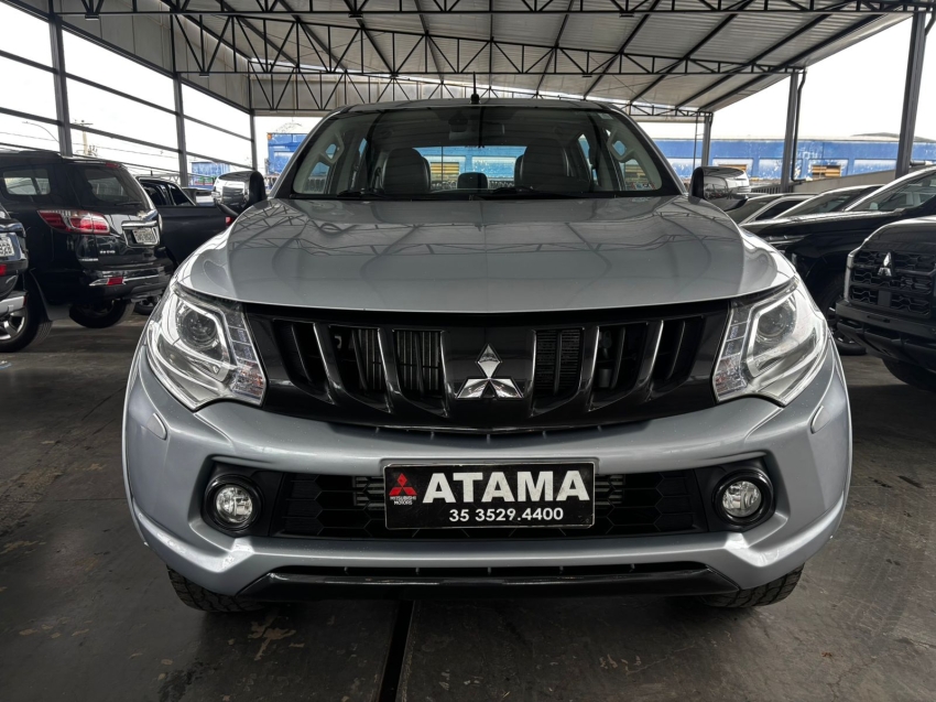 mitsubishi l200 triton 2.4 16v turbo diesel sport hpe top cd 4p 4x4 automatico 5p 20182