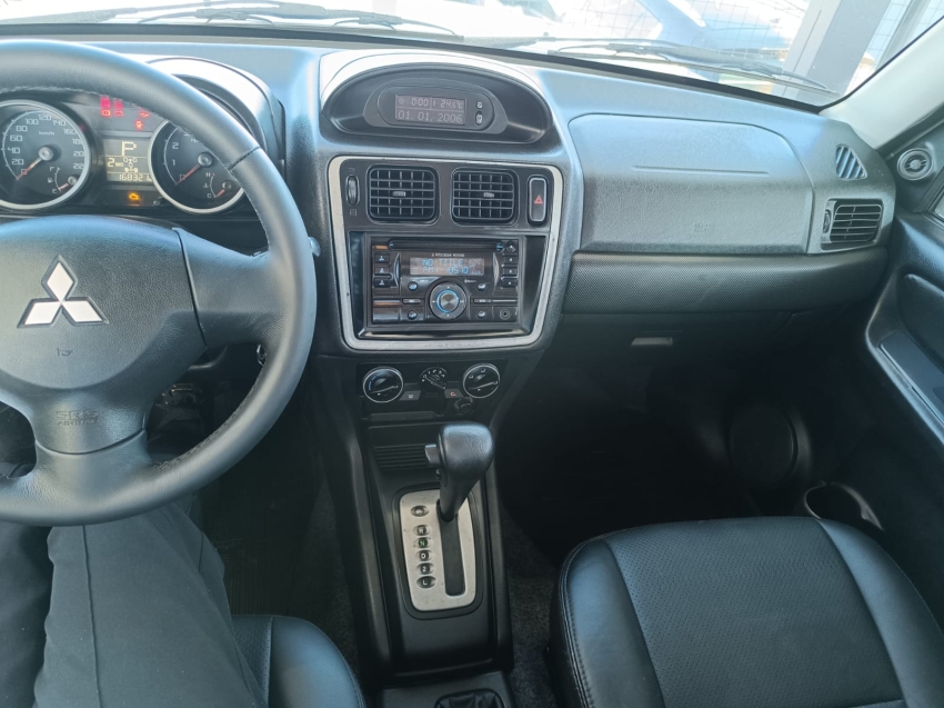 mitsubishi pajero tr4 2.0 4x4 16v 140cv flex 4p automatico 1.9 5p 20109