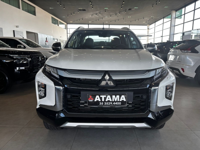 mitsubishi l200 triton 2.4 16v turbo diesel sport hpe-s cd 4p 4x4 automatico 20242