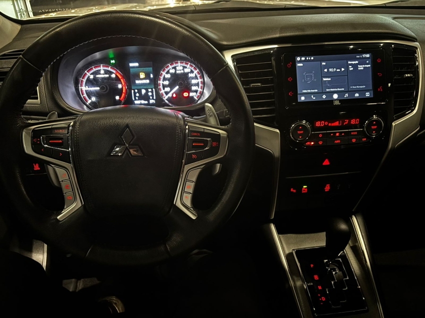 mitsubishi l200 triton 2.4 turbo diesel 4x4 at sport hpe-s 4p automatico 20247