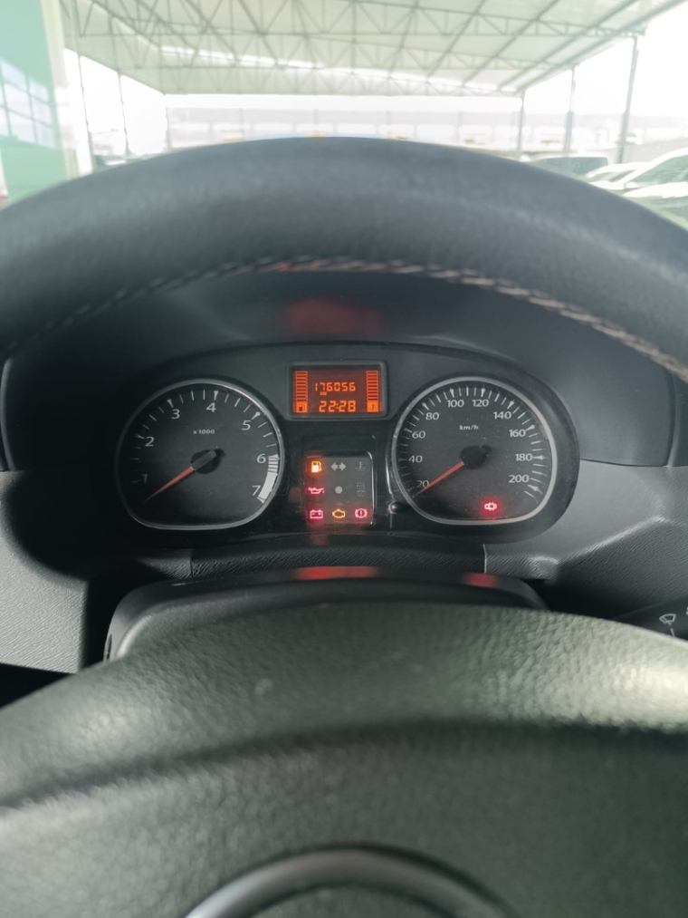 renault duster 1.6 4x2 16v flex 4p manual 1.5 5p 20136