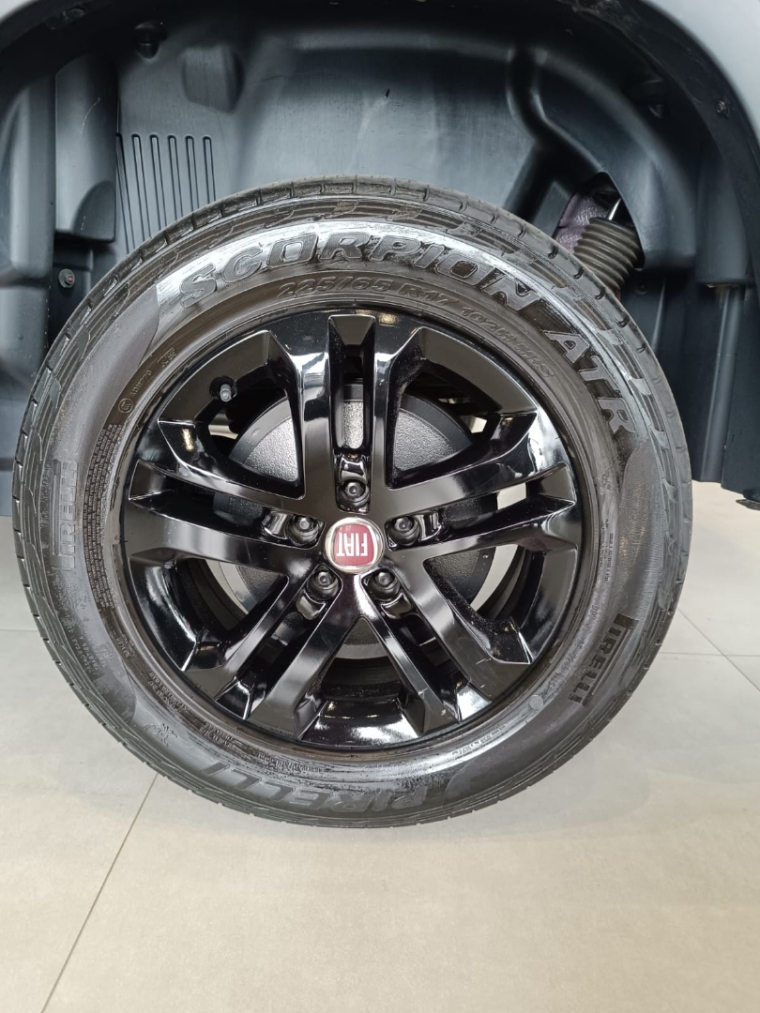 fiat toro 2.0 16v turbo diesel freedom 4wd at9 4p automatico 201913