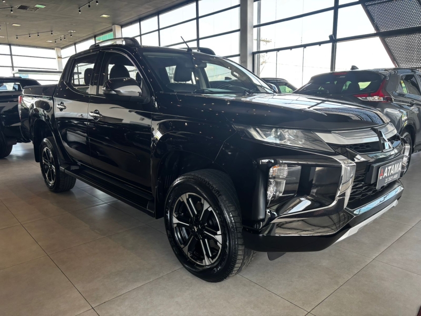 mitsubishi l200 triton 2.4 16v turbo diesel sport hpe cd 4p 4x4 automatico 2022