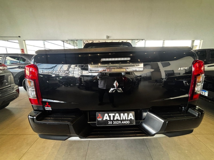 mitsubishi l200 triton 2.4 16v turbo diesel sport hpe cd 4p 4x4 automatico 20225