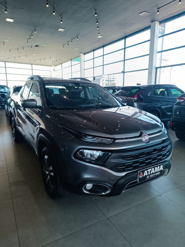 fiat toro 2.0 16v turbo diesel freedom 4wd at9 1.9 5p automatico 2020