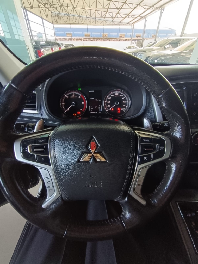 mitsubishi l200 triton 2.4 16v turbo diesel sport hpe cd 4p 4x4 automatico 20247