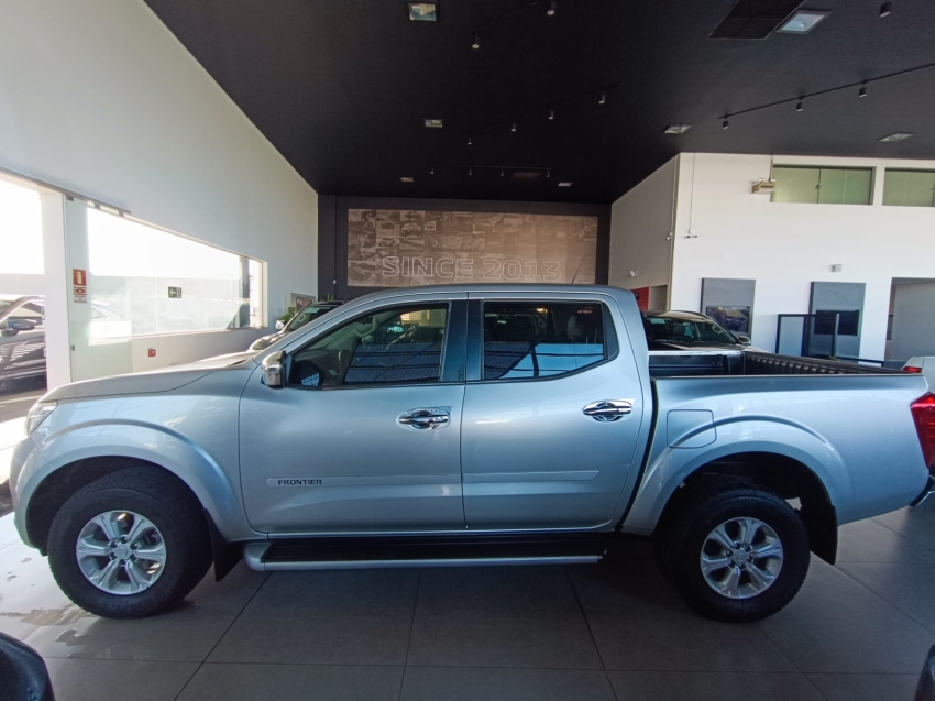 nissan frontier 2.3 16v turbo diesel xe cd 4x4 automatico 2.2 5p 20194