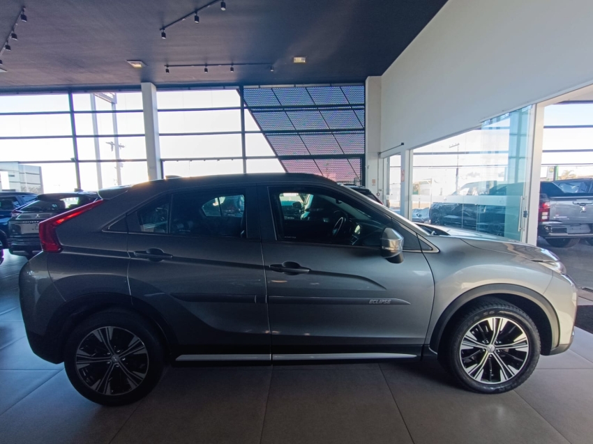 mitsubishi eclipse cross 1.5 mivec turbo gasolina hpe-s cvt 1.4 5p automatico 20204