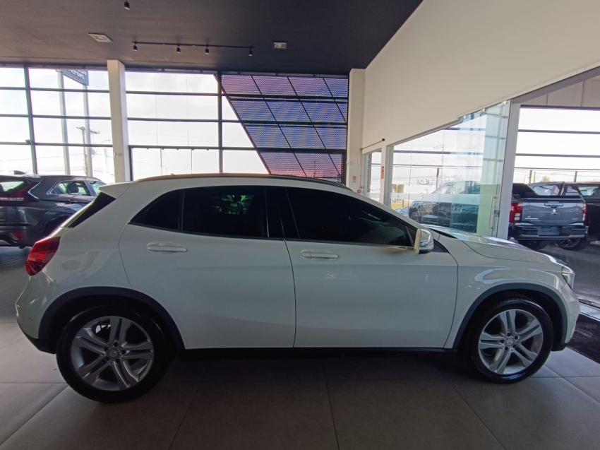 mercedes-benz gla 200 1.6 cgi advance 16v turbo gasolina 4p automatico 1.5 5p 20153