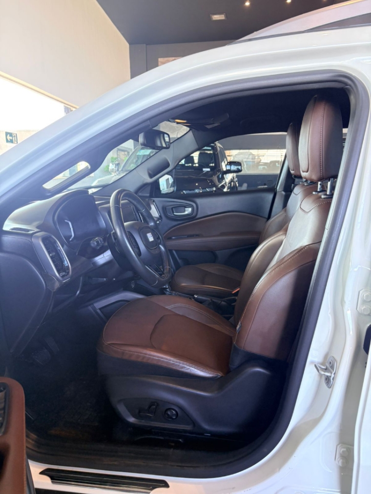 fiat toro 2.0 16v turbo diesel ranch 4wd at9 1.9 4p automatico 20238