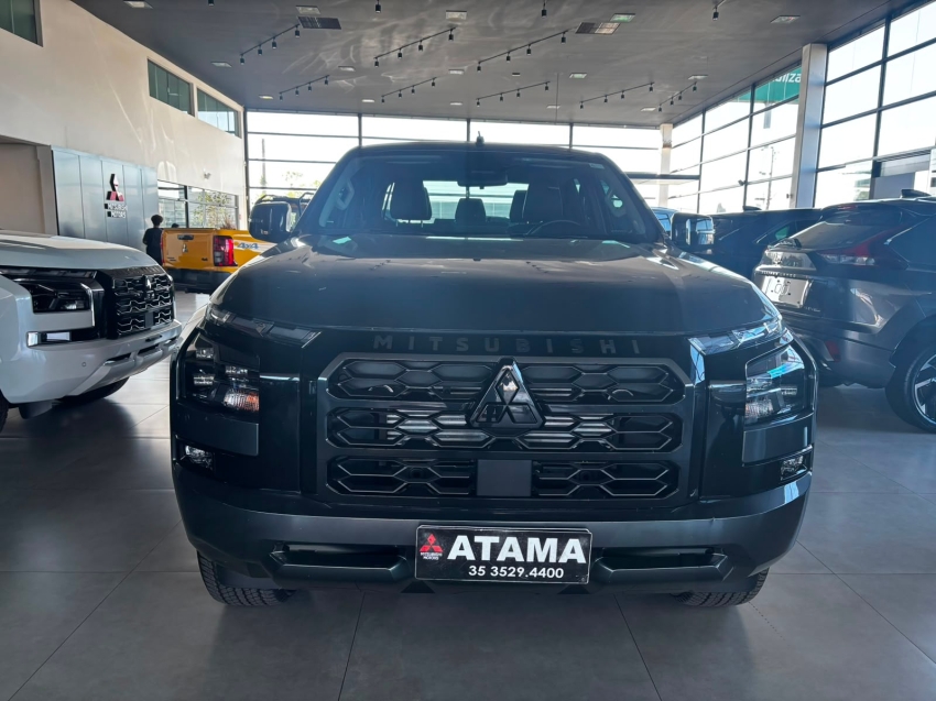 mitsubishi triton 2.4 biturbo diesel cd hpe 4x4 automatico 4p 20261