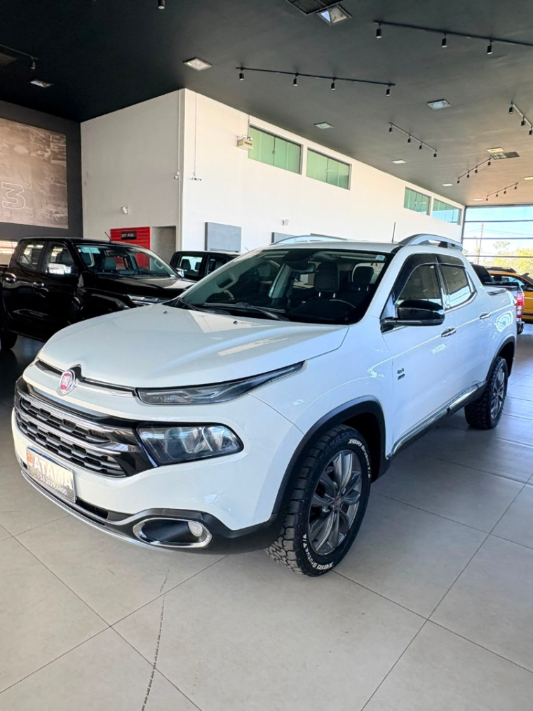fiat toro 2.0 16v turbo diesel volcano 4wd at9 4p automatico 20192