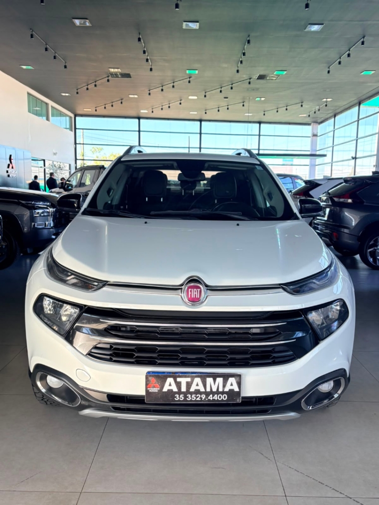 fiat toro 2.0 16v turbo diesel volcano 4wd at9 4p automatico 20191