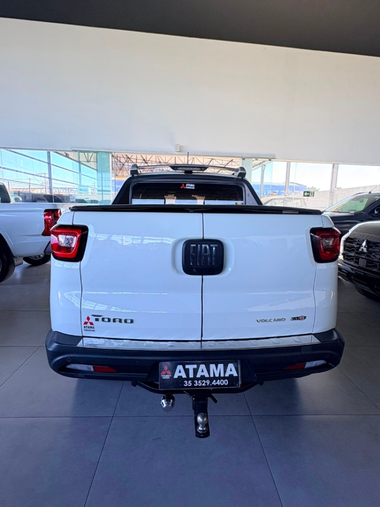 fiat toro 2.0 16v turbo diesel volcano 4wd at9 4p automatico 20194