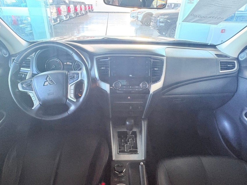 mitsubishi l200 triton 2.4 16v turbo diesel sport hpe cd 4p 4x4 automatico 202211