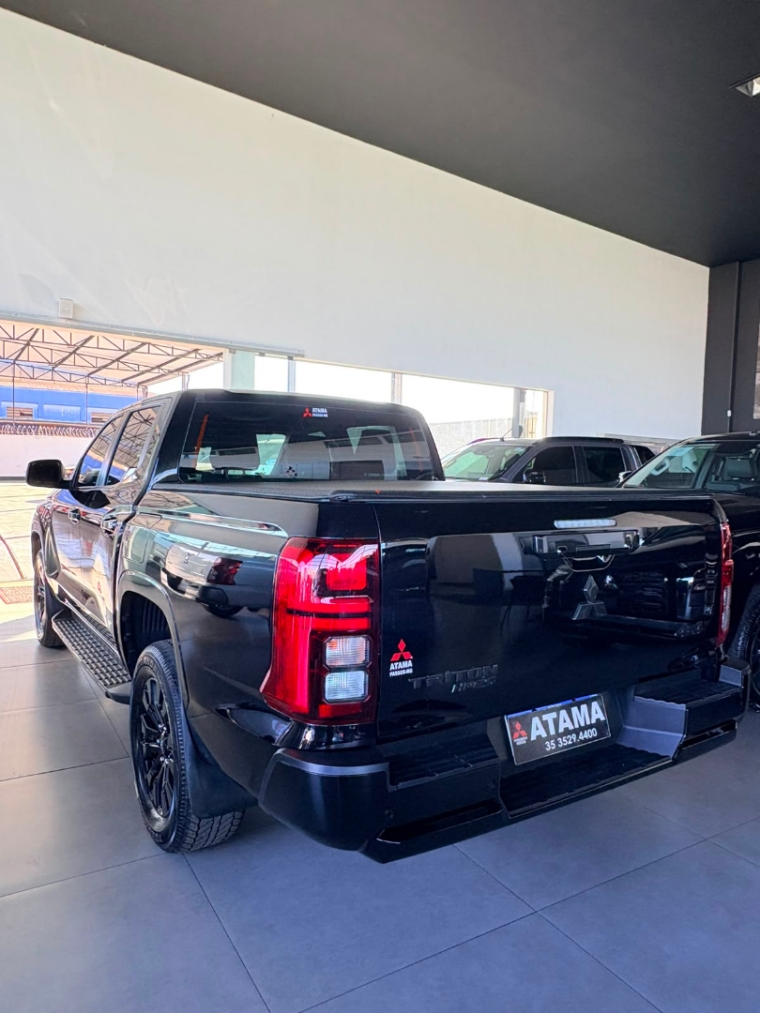 mitsubishi triton 2.4 biturbo diesel cd hpe-s 4x4 automatico 4p 20265