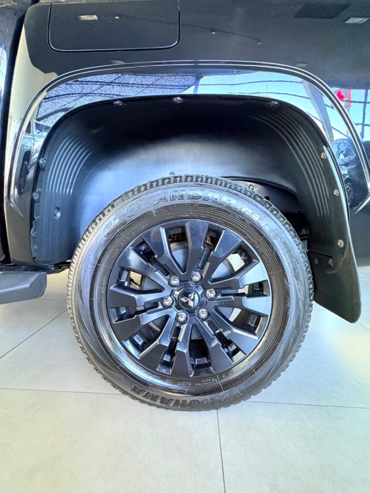 mitsubishi triton 2.4 biturbo diesel cd hpe-s 4x4 automatico 4p 20268