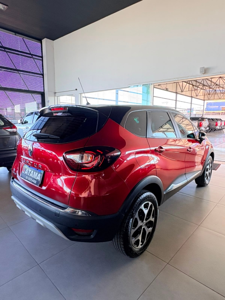 renault captur 1.6 16v sce flex bose x-tronic 1.5 5p automatico 20217