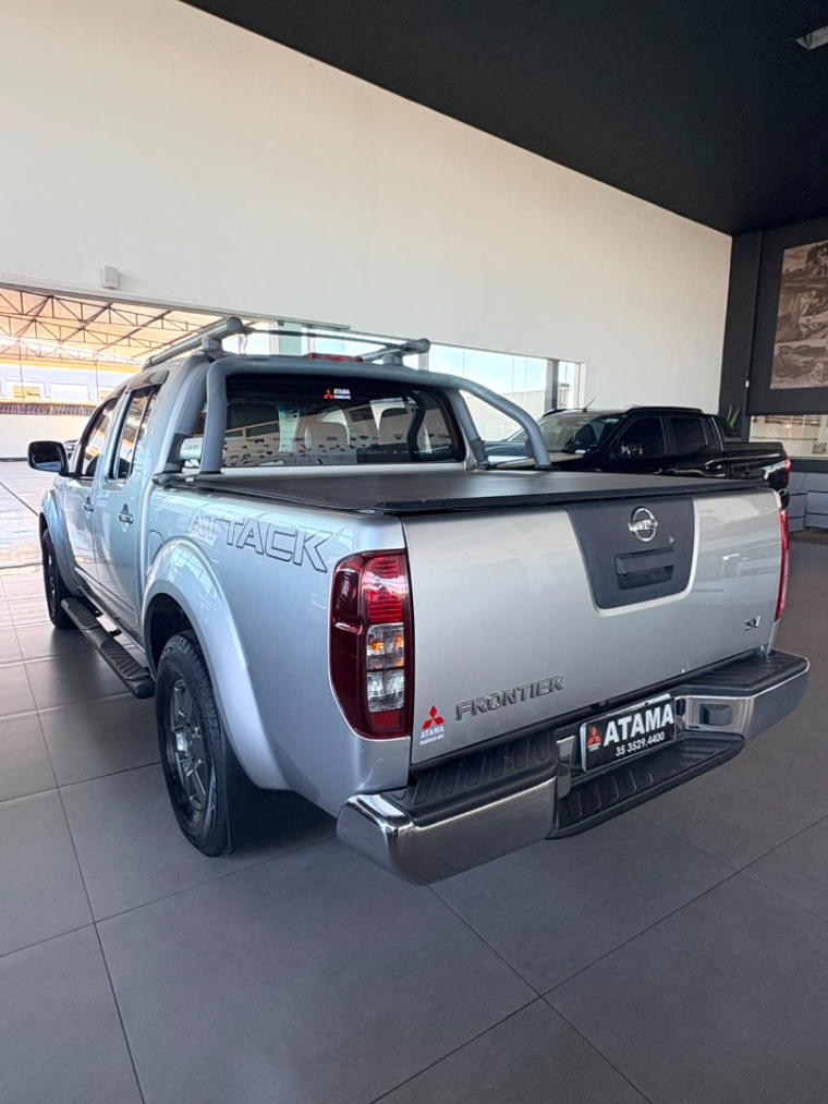 nissan frontier 2.5 sv attack 4x4 cd turbo eletronic diesel 4p automatico 2.4 20163