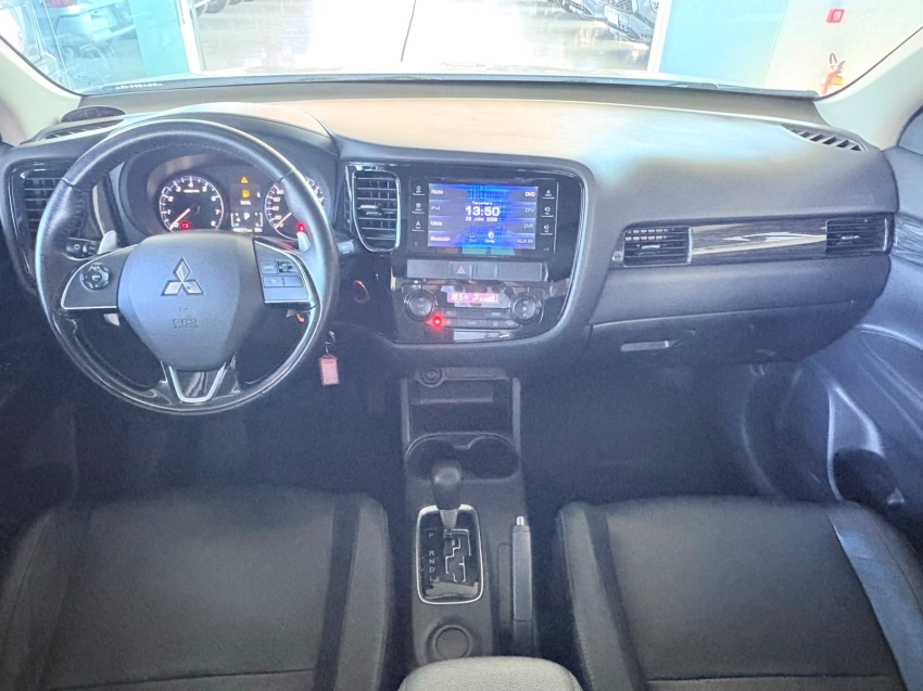 mitsubishi outlander 2.0 16v gasolina 4p automatico 1.9 5p 201614