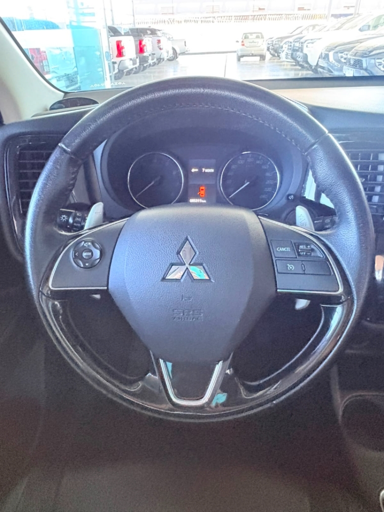 mitsubishi outlander 2.0 16v gasolina 4p automatico 1.9 5p 201613