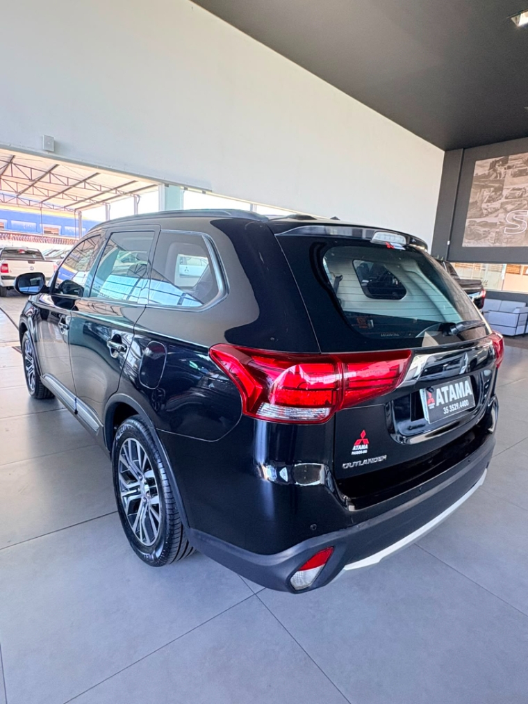 mitsubishi outlander 2.0 16v gasolina 4p automatico 5p 20167
