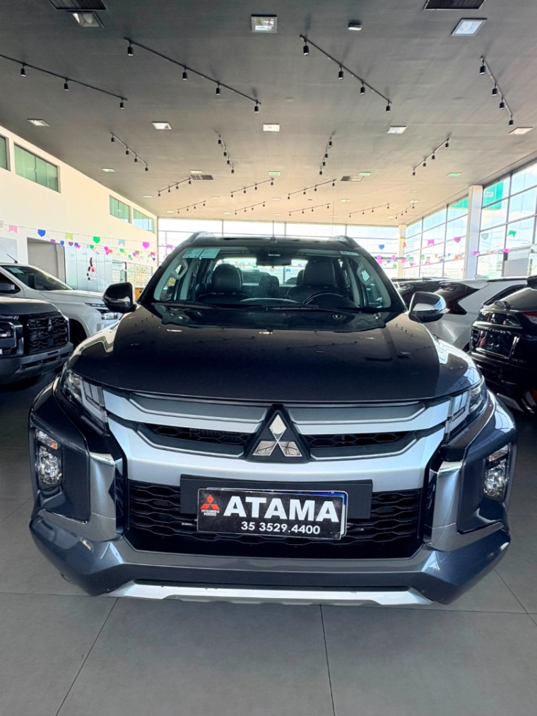mitsubishi l200 triton 2.4 16v turbo diesel sport hpe cd 4p 4x4 automatico 20231