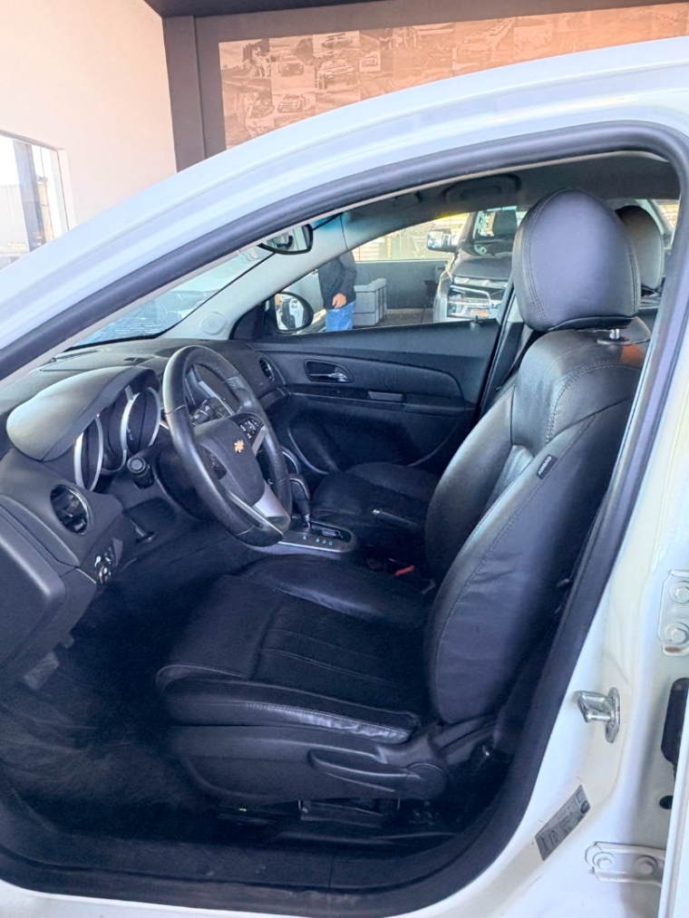 chevrolet cruze 1.8 lt 16v flex 4p automatico 5p 201410