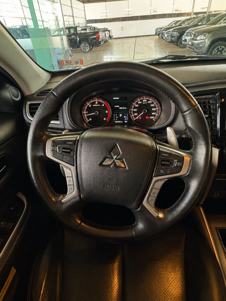 mitsubishi l200 triton 2.4 16v turbo diesel sport hpe-s cd 4p 4x4 automatico 202311