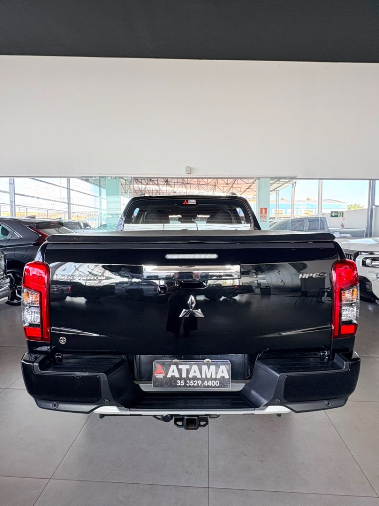 mitsubishi l200 triton 2.4 16v turbo diesel sport hpe-s cd 4p 4x4 automatico 20236