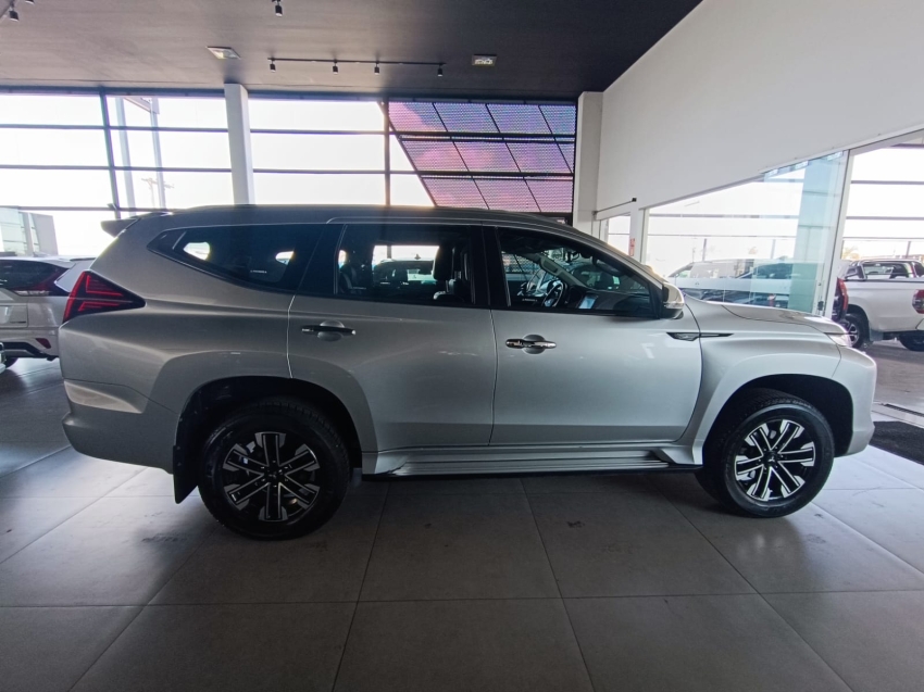 mitsubishi pajero sport 2.4 16v mivec turbo diesel hpe-s awd automatico 5p 20235