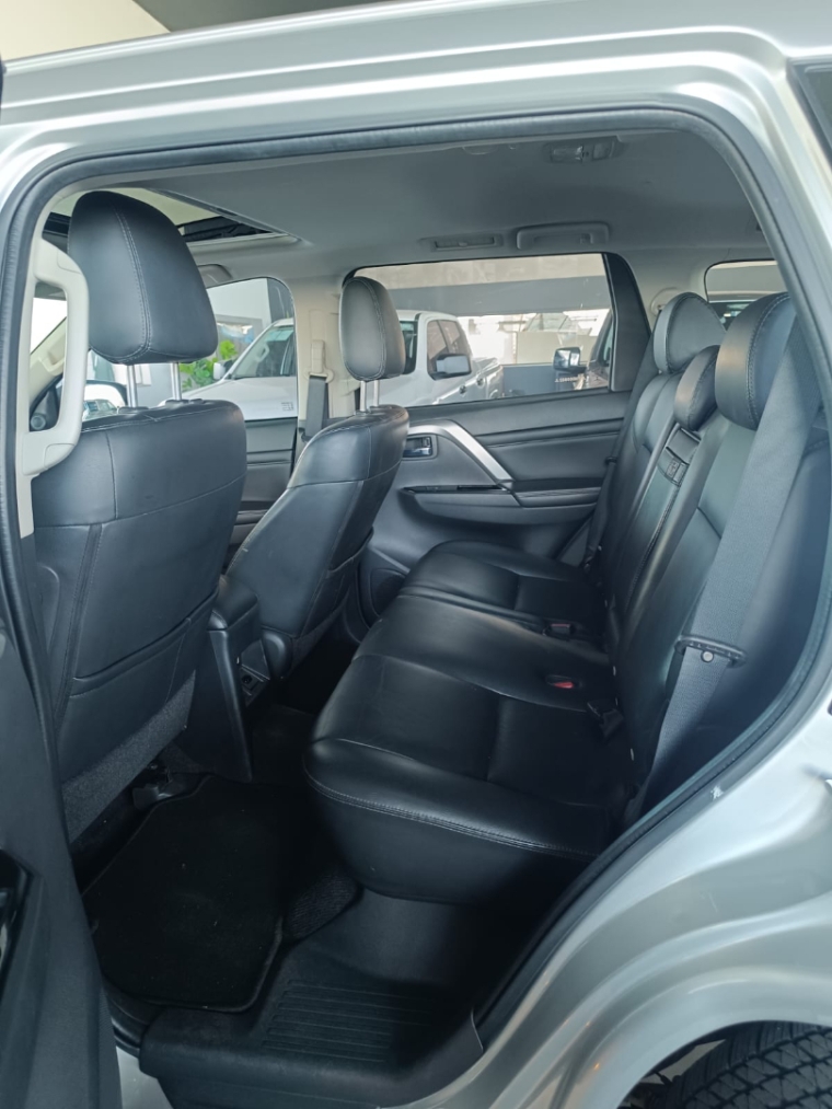 mitsubishi pajero sport 2.4 16v mivec turbo diesel hpe-s awd automatico 5p 202313