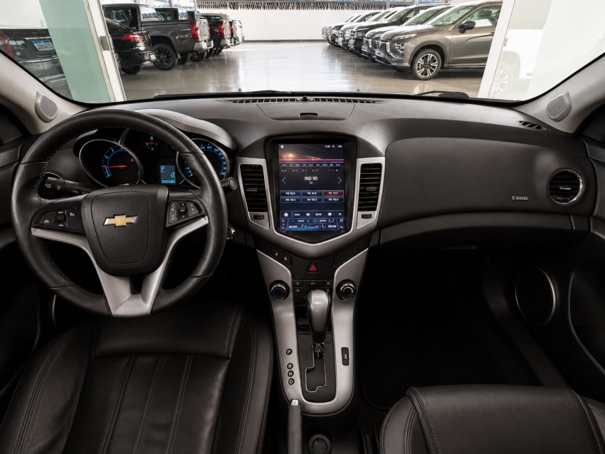 chevrolet cruze 1.8 lt 16v flex 4p automatico 5p 201312