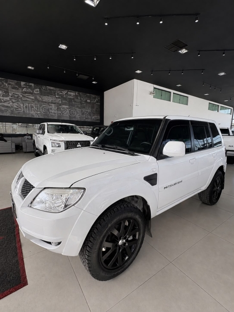 mitsubishi pajero tr4 2.0 4x2 16v 140cv flex 4p manual 1.9 5p 20142