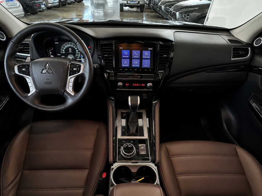 mitsubishi pajero sport 2.4 16v mivec turbo diesel legend black awd automatico 5p 202412