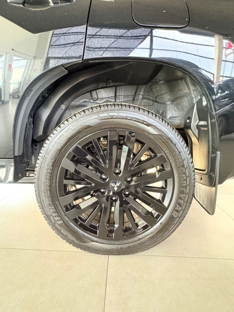 mitsubishi pajero sport 2.4 16v mivec turbo diesel legend black awd automatico 5p 20247