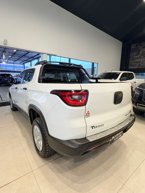 fiat toro 2.0 16v turbo diesel endurance 4wd at9 1.9 4p automatico 20225